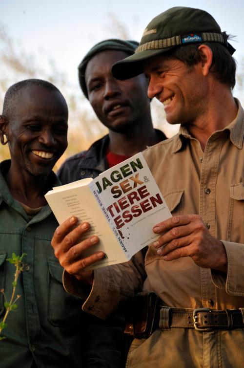 jagen sex und tiere essen asche