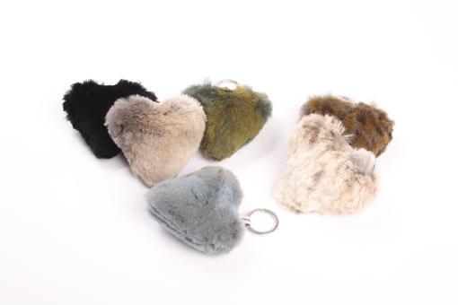 Herz Pelzanhaenger Bisam